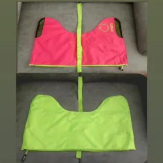 Patines, casco y bolsa de transporte