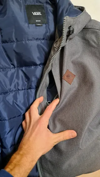 Chaqueta Vans Gris y Azul