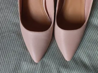 Zapatos de tacón rosa