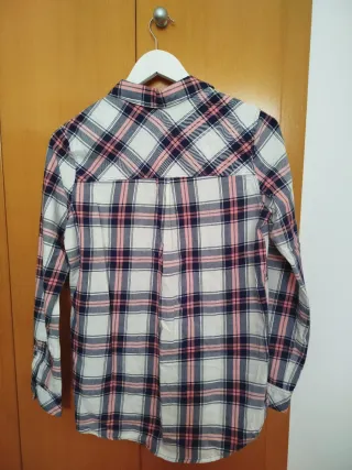 Camisa de cuadros rosa y azul