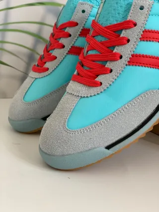 Zapatillas mujer . Número 37