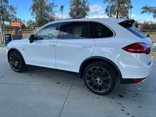 Porsche Cayenne diesel año 2012 muy nuevo