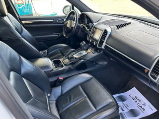Porsche Cayenne diesel año 2012 muy nuevo