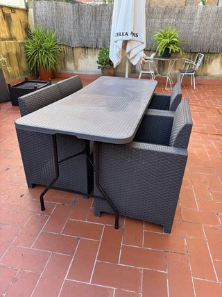 Mesa y Sillas Exterior Set Completo