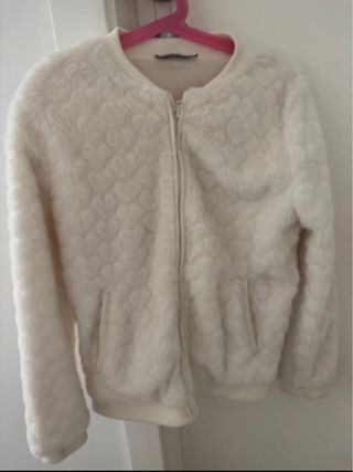 Mono verde niña talla M Chaqueta niña de pelitos