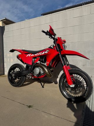 GAS GAS EC 300 2024 Supermotard