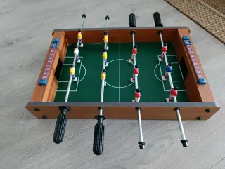 Futbolín de mesa pequeño