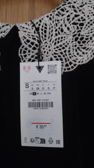 Top terciopelo negro crochet Zara