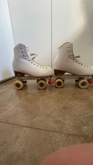 Pattini da pattinaggio artistico Risport Venus taglia 260 + Placa Elyo STD