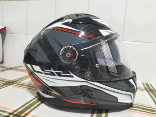 Casco LS2 Vector II Carbon