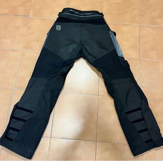 Chaqueta y pantalón adventure Revit Scalar talla L