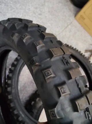 Neumático Michelin Enduro Medium 140/80- 18 usado