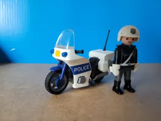 PLAYMOBIL MOTO POLICE