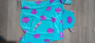 Manta niño Monstruos S.A.