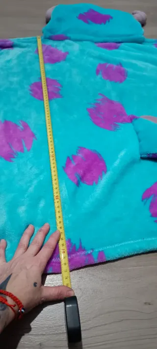 Manta niño Monstruos S.A.