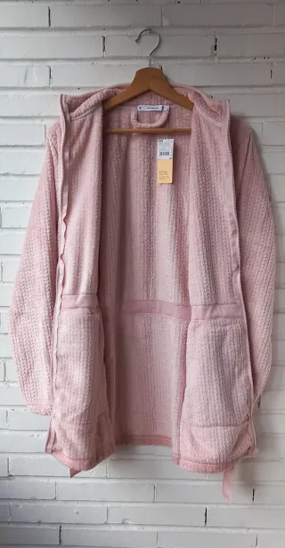 Bata midi tejido polar rosa Women'secret
