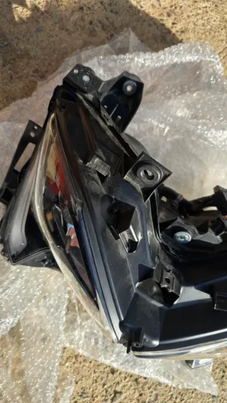 Faro Delantero TMAX 560 Original