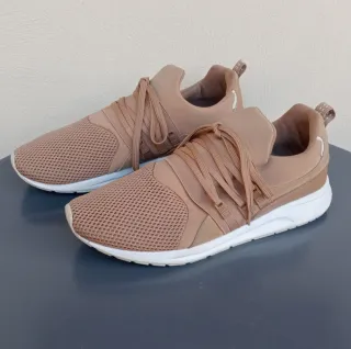 Sneakers deportivas beige