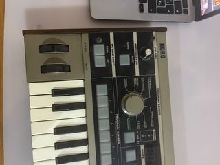 Sintetizador Korg MicroKORG