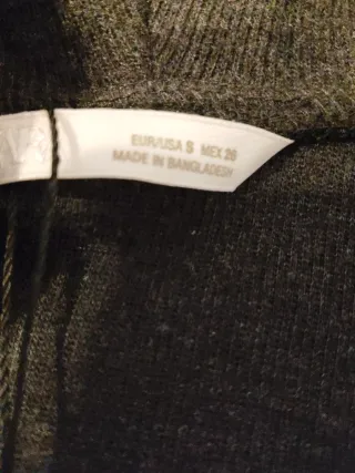 Jersey gris crop top con capucha