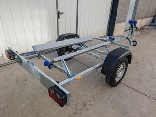 NUEVO: Remolque para motos de agua