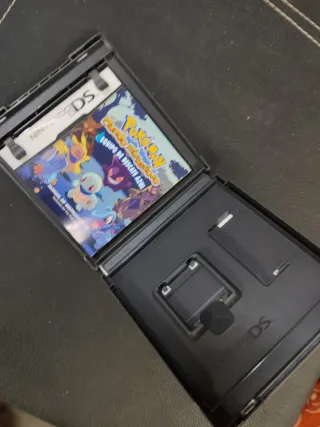 Caja Nintendo DS Pokémon Mundo Misterioso