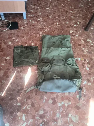 Mochila militar verde