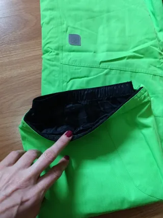 Pantalón de esquí verde neón con tirantes