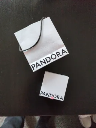 Bolsa y caja Pandora nuevas