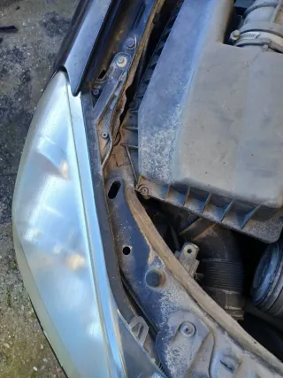 Paragolpes y Faros Opel Corsa