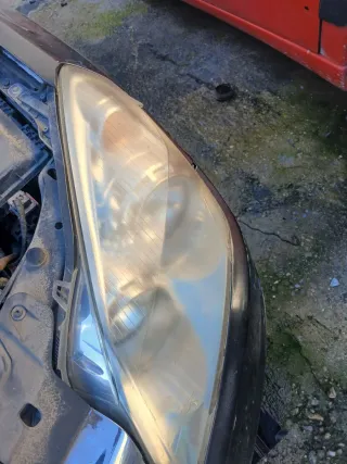 Paragolpes y Faros Opel Corsa