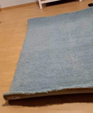 Alfombra celeste pelo medio 180 x 130