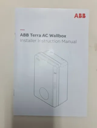 Cargador Coche Eléctrico Lexus Marca ABB Terra Wal