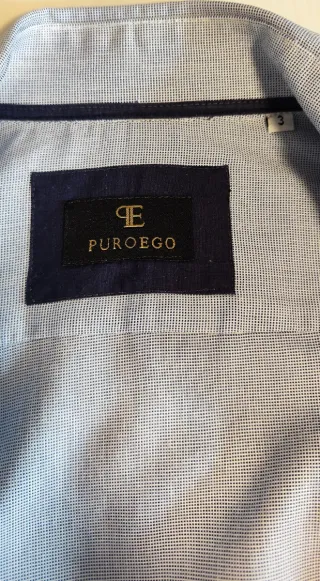 Camisa azul de puntos finos