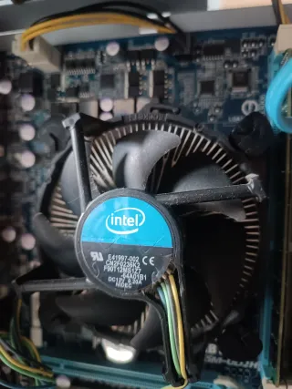 Torre Ordenador Negra/Gris LG