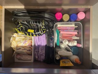 Mueble de baño con espejo