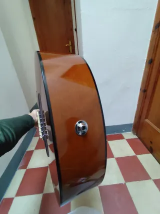 Guitarra Yamaha CX40 II + Funda + Mini-amp