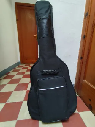 Guitarra Yamaha CX40 II + Funda + Mini-amp