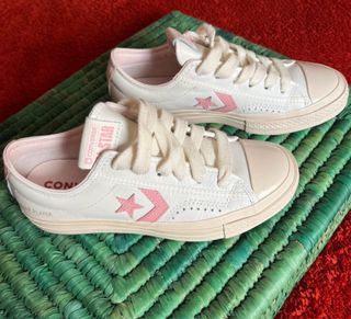 Zapatillas Converse Bajas Beige y Rosa