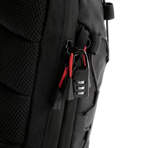 Mochila/Bandolera Diablo Chairs Negra Nueva.