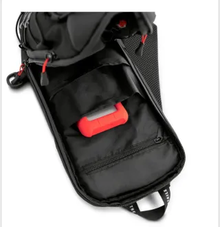 Mochila/Bandolera Diablo Chairs Negra Nueva.