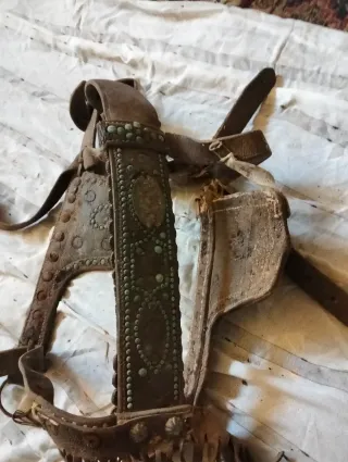 Arreos antiguos de cuero