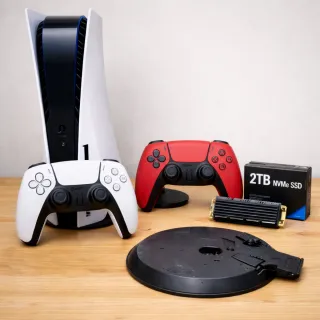 PlayStation 5 + 2 Mandos + SSD 2TB