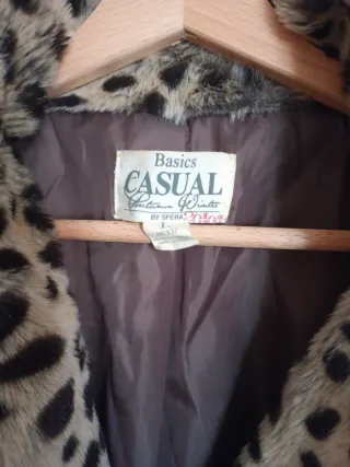 Abrigo estampado leopardo