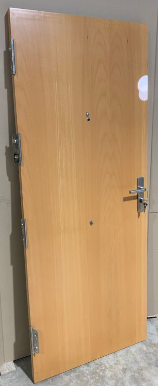 Puerta blindada de calidad, derecha, 5 llaves *BM*