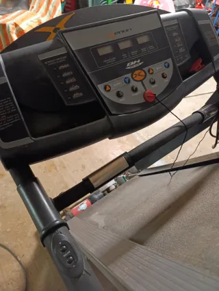 2 Cintas de Correr BH para piezas