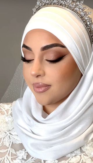 Maquillaje Novia Plata y Blanco