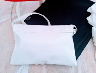 Bolso de piel auténtica. Blanco. Clutch