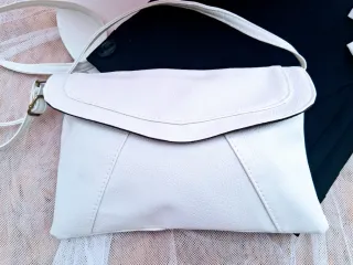 Bolso de piel auténtica. Blanco. Clutch