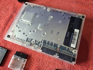 Play Station 2 PS2 Slim transparente única